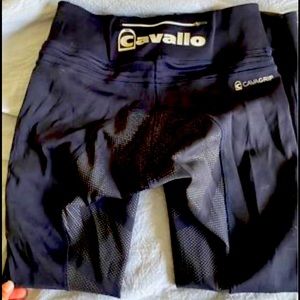 Like new riding pants. Full seat